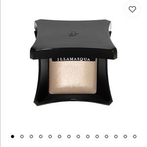 Illamasqua Beyond Powder Highlighter